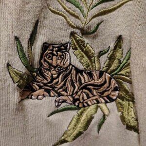 Vintage 1980s Jenny Mint Green Zebra-Tiger Embroidered Button-Up Sweater Top